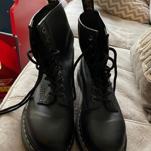 Gently used Dr. Maartens